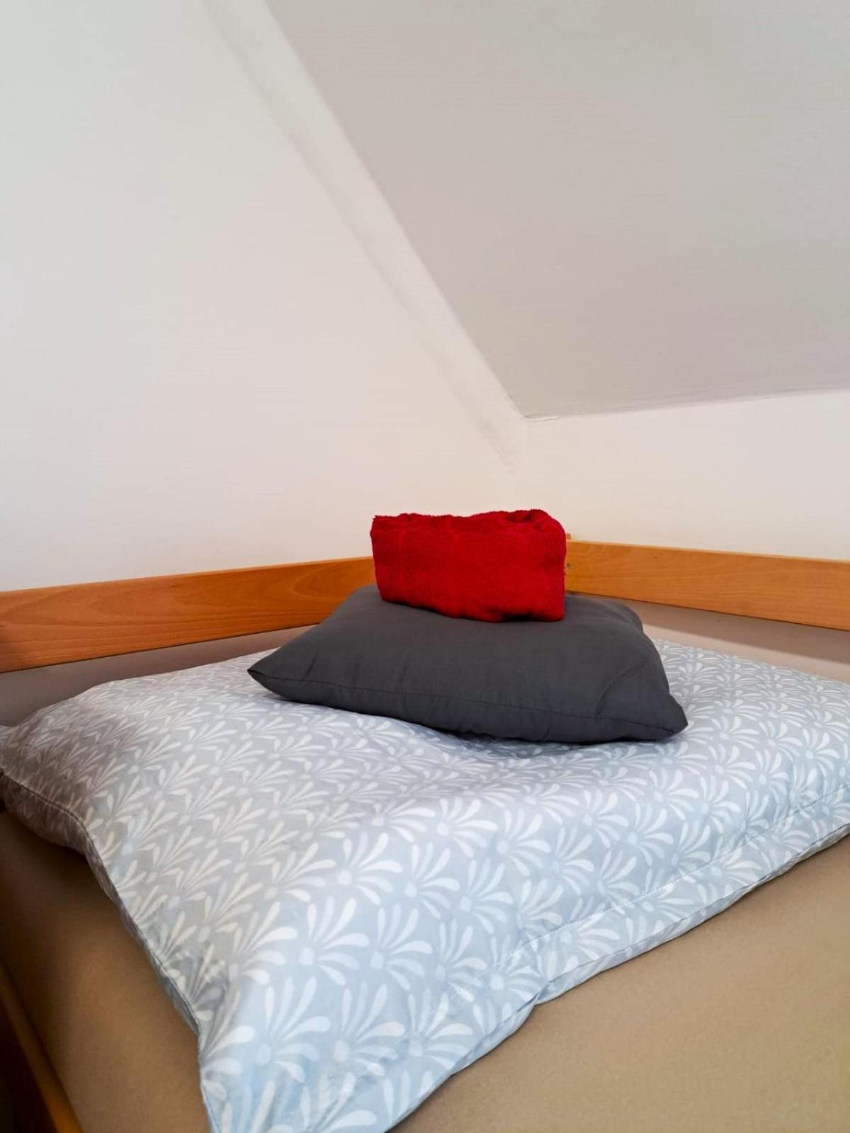 Apartamento Rentcenter79 Sankt Peter-Freienstein Exterior foto